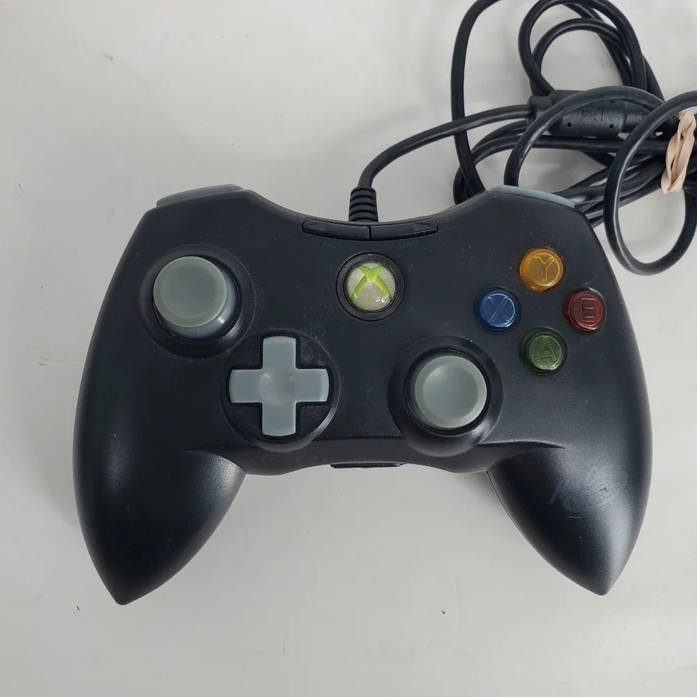Gamestop Mad Catz Xbox 360 Wired Controller Game Pad 4716 Black No Dongle
